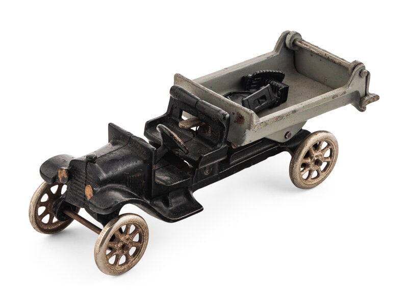 A Buddy L Flivver Dump Cart (1 of 2)