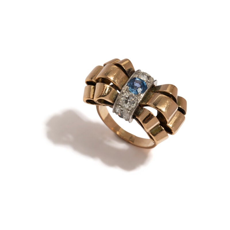 RETRO, SAPPHIRE AND DIAMOND RING (1 of 3)