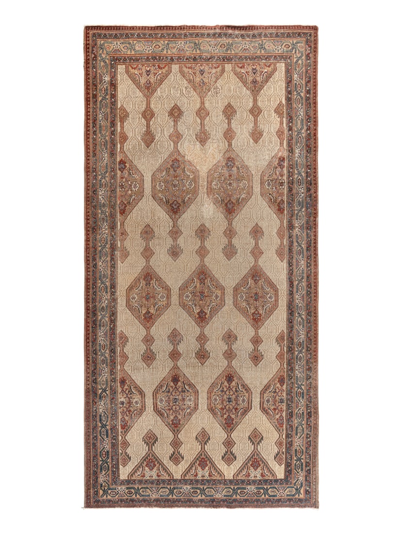 A Serab Gallery Rug (1 of 11)