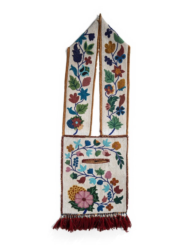 Anishinaabe Beaded Bandolier Bag (1 of 4)