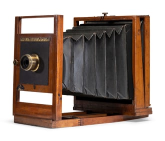 [EARLY PHOTOGRAPHY]. Field view camera, Nancy Hanks model. G. Gennert, New York, ca 1896-1903.
