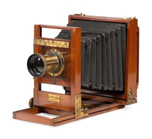 [EARLY PHOTOGRAPHY]. Front focusing field camera. G. Gennert, New York, ca 1889.