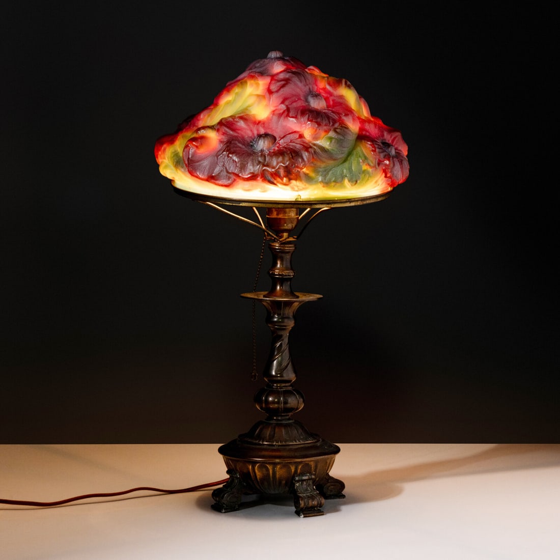Pairpoint Corporation (USA, founded 1837) Puffy Poppy boudoir lamp shade and base (1 of 3)