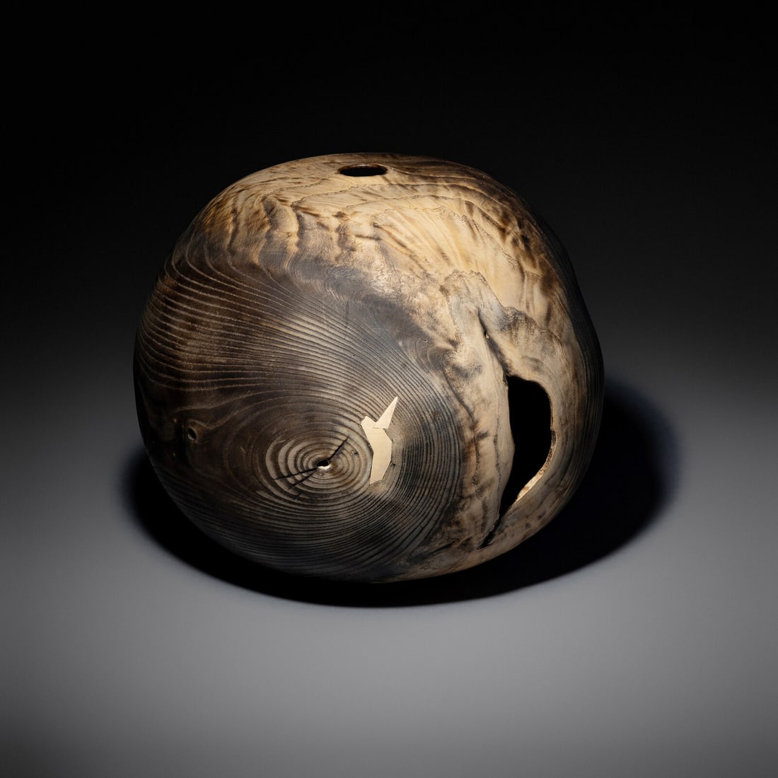 David Ellsworth (American, b. 1944) Black Pot Dawn turned wood vessel, 2000 (1 of 4)