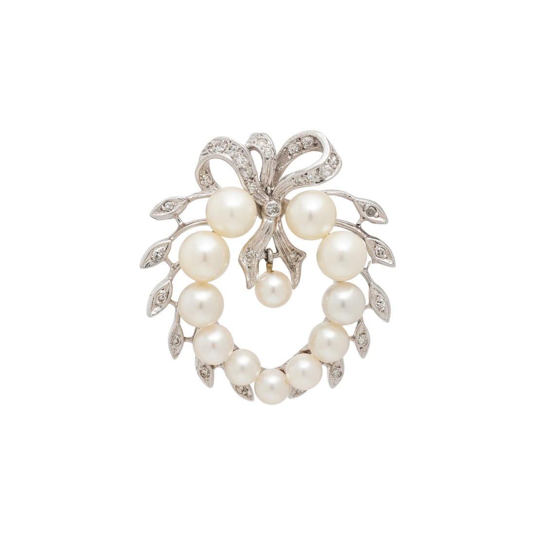CULTURED PEARL AND DIAMOND BROOCH: CULTURED PEARL AND DIAMOND BROOCH Cultured pearls measuring approximately 5.00 - 7.00 mm and single cut diamonds. White gold. 1 1/2 x 1 3/8 inches. Gross weight: 7.90 dwt.