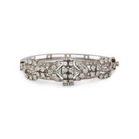 WHITE GOLD AND DIAMOND BANGLE BRACELET