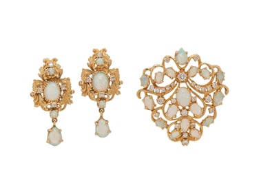 YELLOW GOLD, OPAL AND DIAMOND BROOCH AND EARRINGS