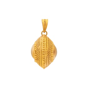 YELLOW GOLD PENDANT