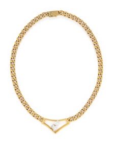 YELLOW GOLD AND DIAMOND NECKLACE