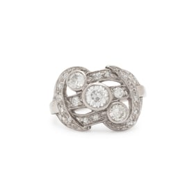 DIAMOND AND PLATINUM RING