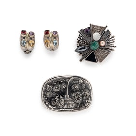 COLLECTION OF SILVER JEWELRY