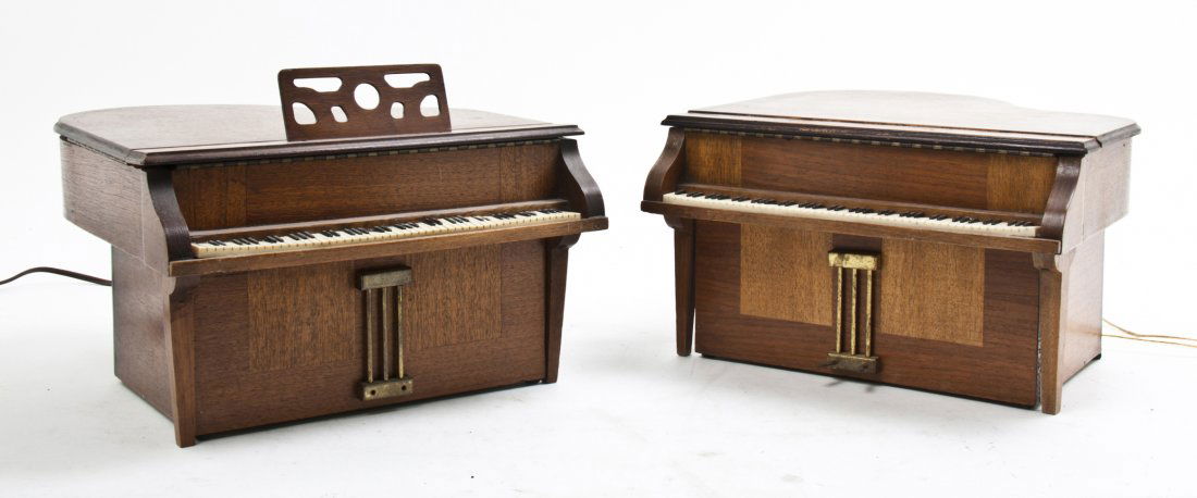 Two Vintage Radios, General Television Company, Length : Two Vintage Radios, General Television Company, each in the form of a grand piano. Length 11 inches. Property from the Estate of Mr. Mark Fritz, West Bloomfield, Michigan