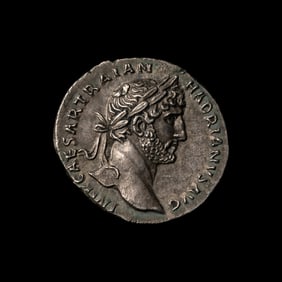 [ANCIENTS] ROMAN EMPIRE. Hadrian (c. 123 AD). Ar Denarius. (3.2 g)