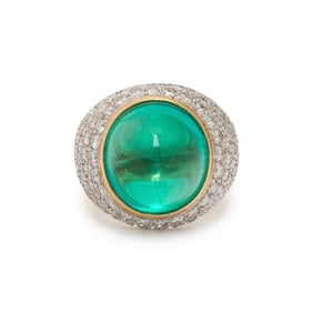 COLOMBIAN EMERALD AND DIAMOND RING