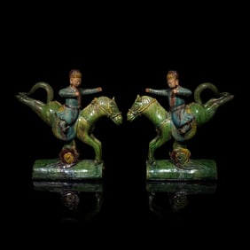 A Pair of Chinese Sancai Glazed Equestrian Ridge Tiles, Ming Dynasty 明 三彩ཧ