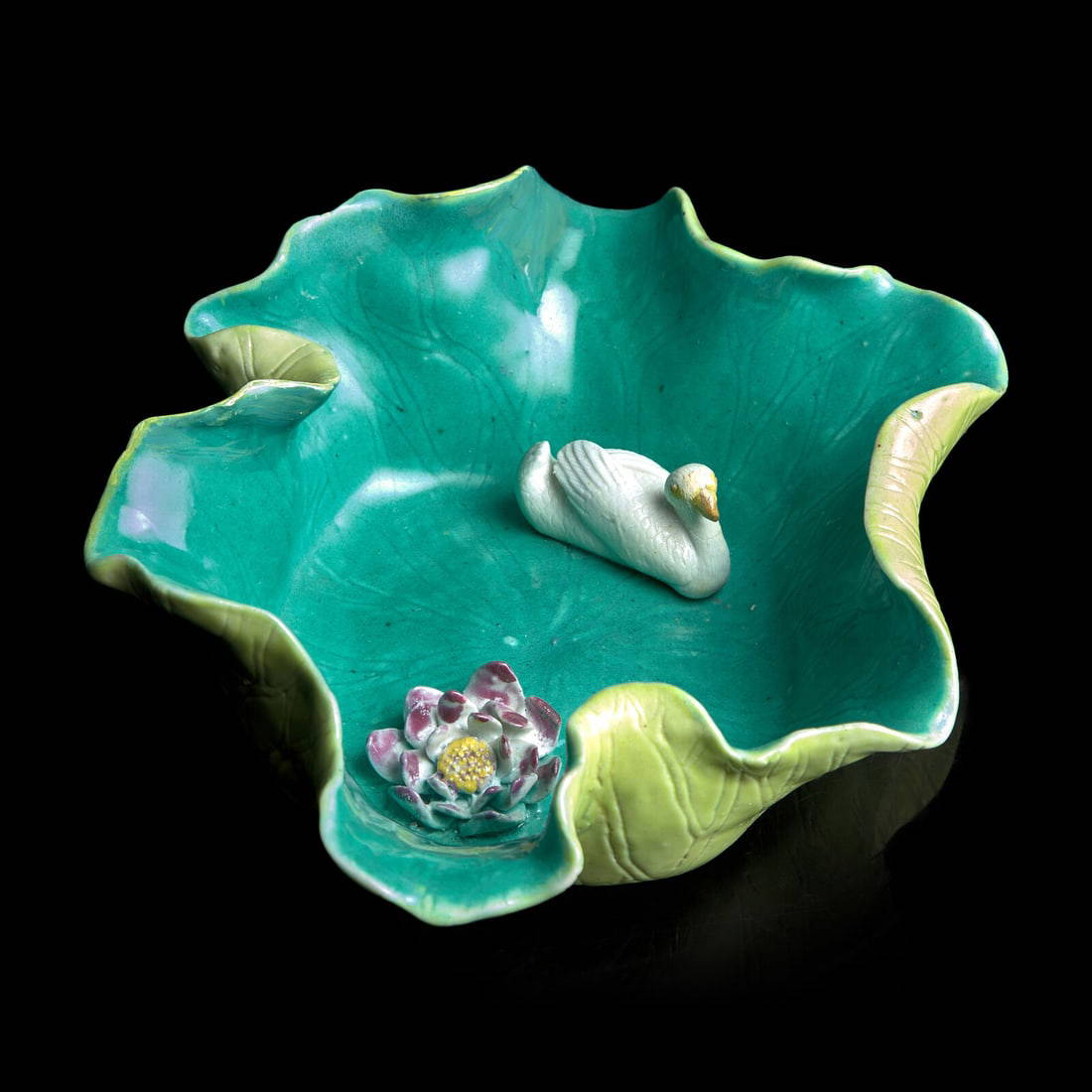 A Chinese Famille Rose Porcelain ‘Duck and Lotus’ Brush Washer, Qing Dynasty 清 &#