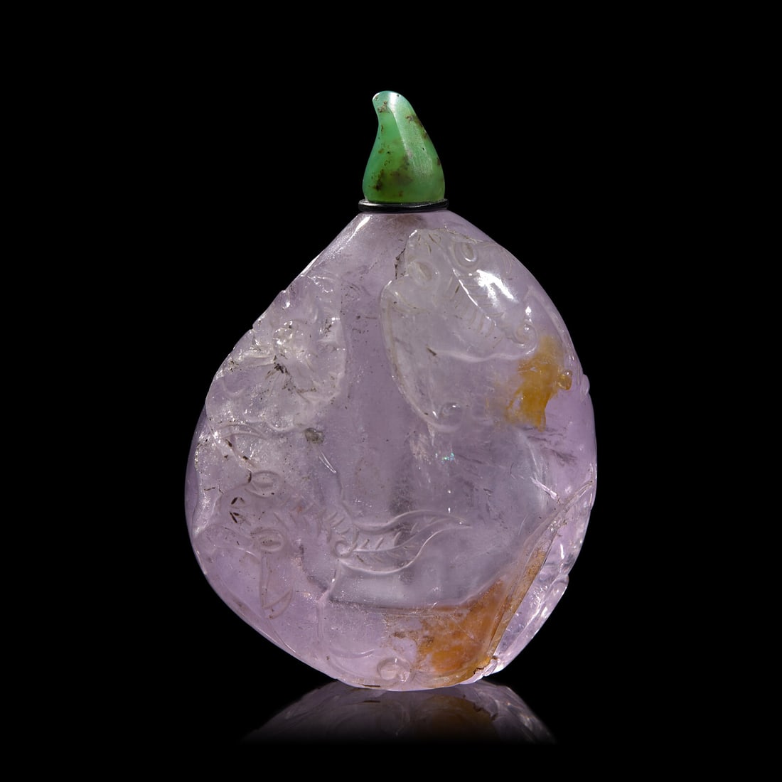 A Chinese Carved Amethyst Snuff Bottle 紫晶鼻煙壺
