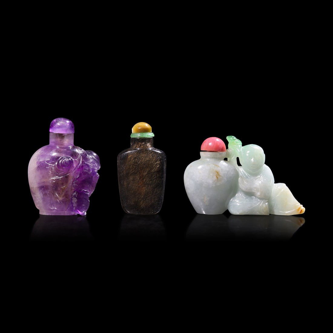 Three Chinese Hardstone Snuff Bottles, 19th-20th Century 近代 翡翠、&#