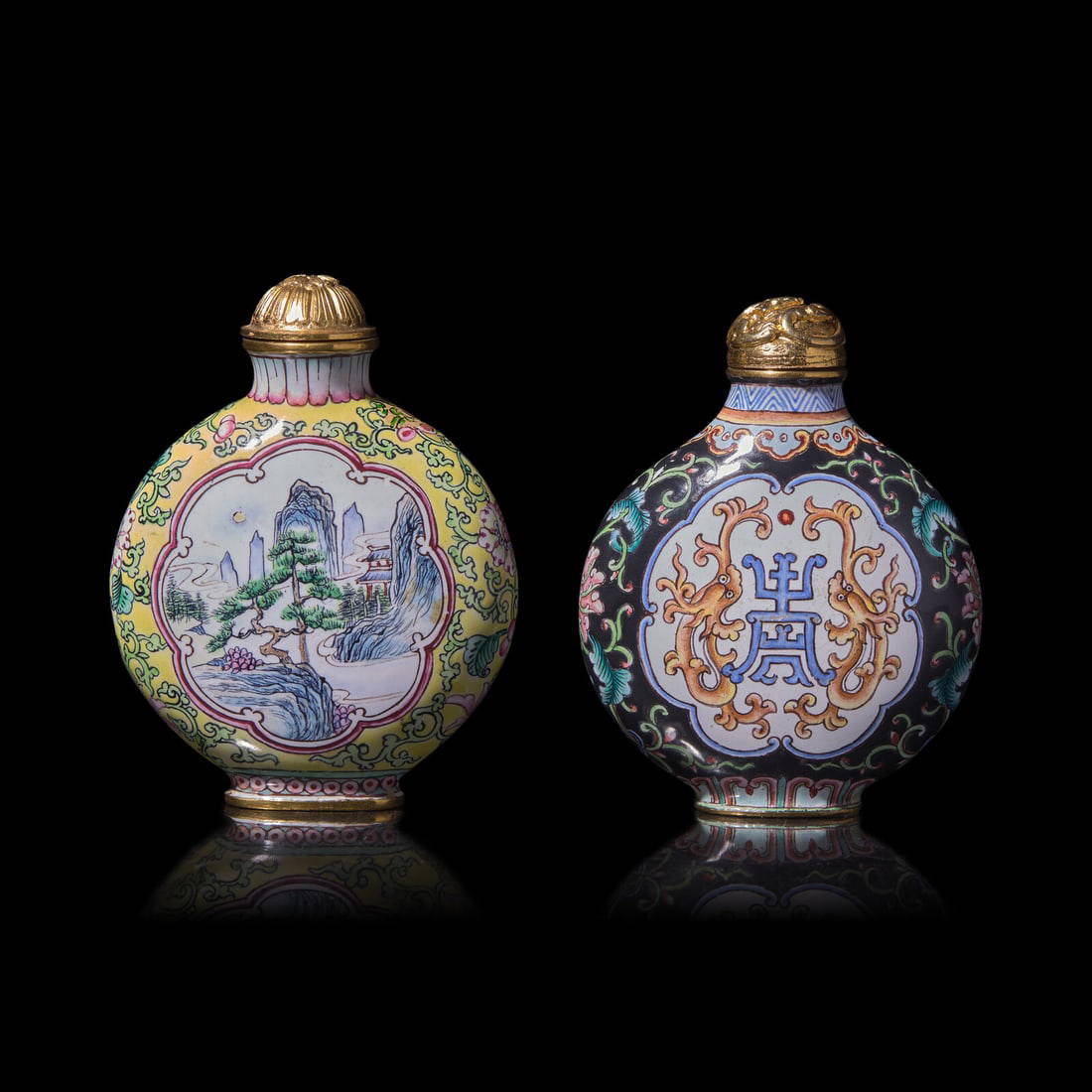Two Chinese Enamel on Copper Snuff Bottles, 20th Century 近代 銅胎畫&#