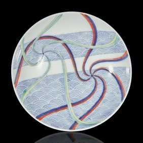 A Small Japanese Nabeshima Type "Ribbons" Dish, Meiji Period 日本明治時