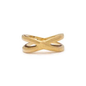 TIFFANY & CO., YELLOW GOLD 'INFINITY DOUBLE CROSSOVER' RING