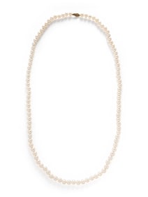 CULTURED PEARL NECKLACE