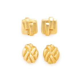 TWO PAIRS OF YELLOW GOLD EARRINGS