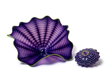 Dale Chihuly (American, b. 1941) Imperial Iris Persian set with green lip wrap