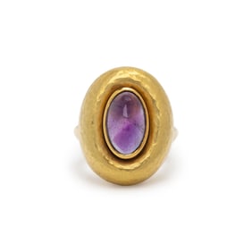 YELLOW GOLD AND AMETHYST RING