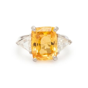 YELLOW SAPPHIRE AND DIAMOND RING