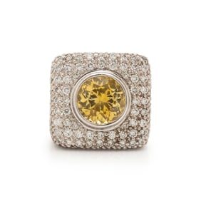 YELLOW SAPPHIRE AND DIAMOND RING