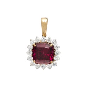 GARNET AND DIAMOND PENDANT
