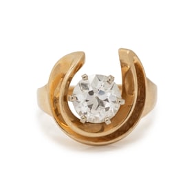 YELLOW GOLD AND DIAMOND RING