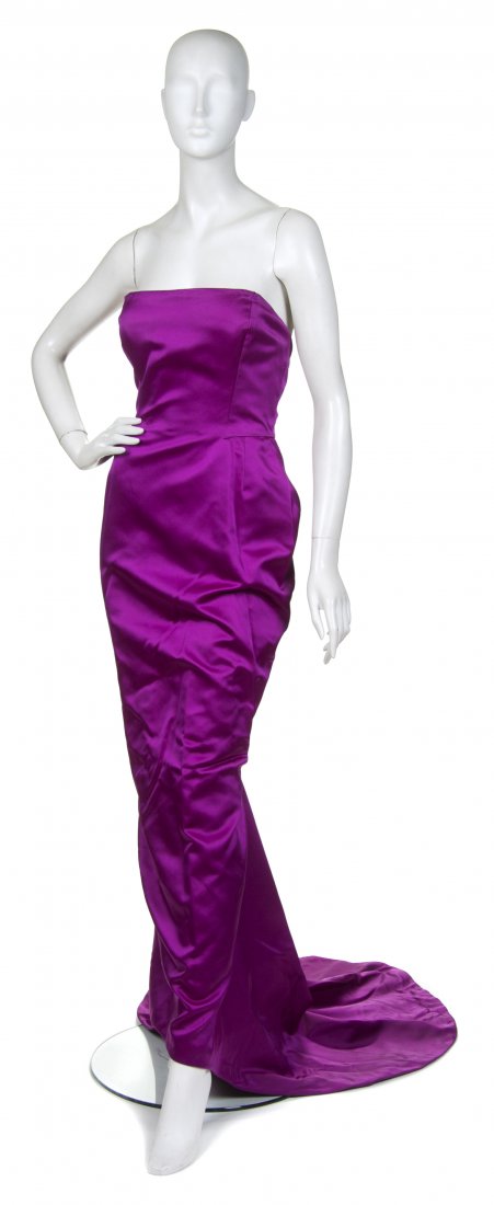 Oscar de la Renta, (Dominican/American, b. 1932), Eveni: Oscar de la Renta (Dominican/American, b. 1932) Evening Gown purple silk size 10.