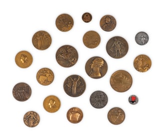 [EXONUMIA] A Collection of Commemorative Medallions Relating to Ocean Liners