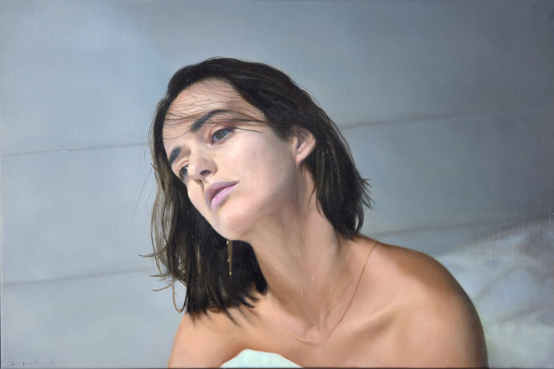 Yigal Ozeri (Israeli, b. 1958) Olya, 2018: Yigal Ozeri (Israeli, b. 1958) Olya, 2018 oil on canvas signed Yigal Ozeri and dated (lower left) 20 x 30 inches. This lot is located in Philadelphia. Provenance: Private Collection, New Jersey.