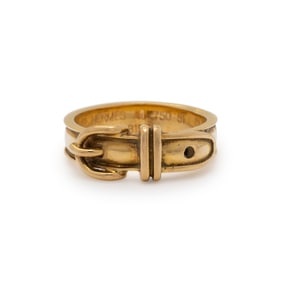 HERMÈS, YELLOW GOLD BUCKLE RING