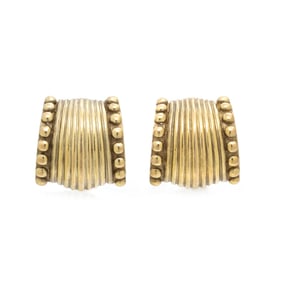 YELLOW GOLD HALF HOOP EARRINGS
