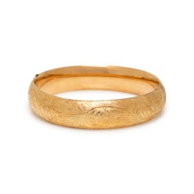 YELLOW GOLD BANGLE BRACELET
