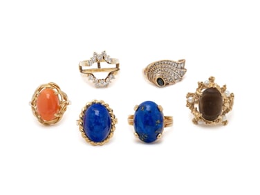 COLLECTION OF YELLOW GOLD AND GEMSTONE RINGS