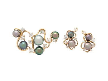 MULTICOLORED CULTURED PEARL AND DIAMOND SET