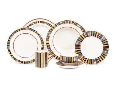 A Paul Smith for Thomas Goode Porcelain Dinner Service