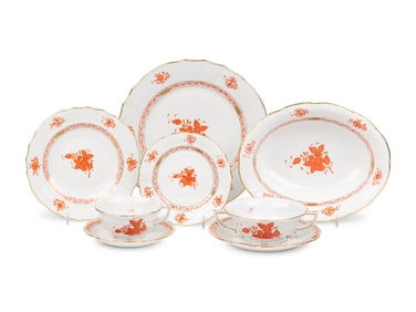 A Herend Chinese Bouquet Rust Porcelain Dinner Service
