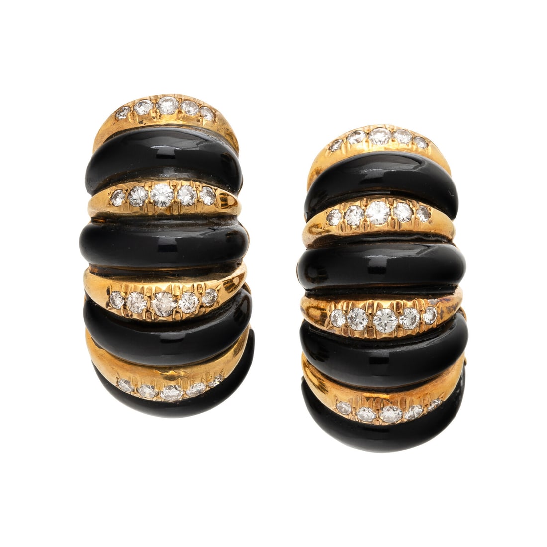 VAN CLEEF & ARPELS, YELLOW GOLD, DIAMOND, AND ONYX EARRINGS
