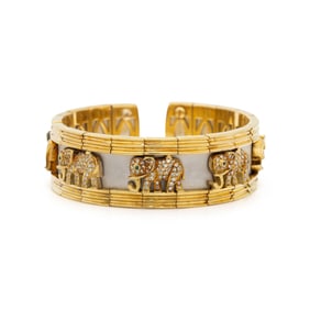 YELLOW GOLD AND DIAMOND FLEXIBLE ELEPHANT CUFF BRACELET