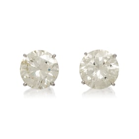 DIAMOND STUD EARRINGS