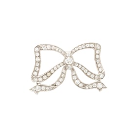 ANTIQUE, DIAMOND BOW BROOCH