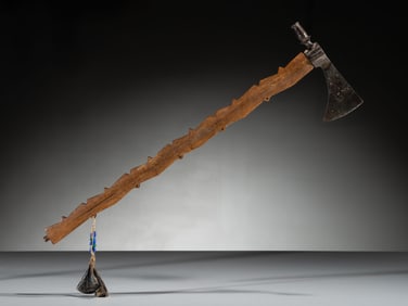 Minnesota Chippewa Pipe Tomahawk, with Scalloped Haft