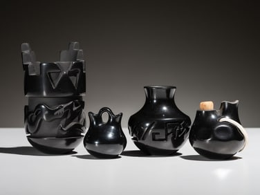 Shirley Tafoya, Cactus Blossom (Santa Clara, 1947-2010) Miniature Blackware Pottery