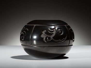 Linda Tafoya Sanchez (Santa Clara/Ohkay Owingeh, b. 1962) Carved Blackware Pottery Jar